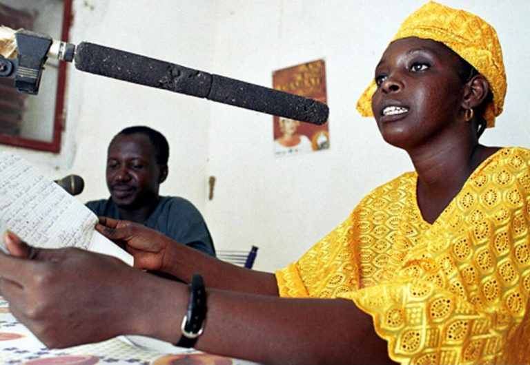 L’information médiatique en Afrique : cherchez les femmes !